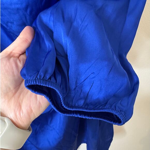 NWT Torrid 2X Satin Tie Front Off Shoulder Long Sleeve Blouse Surf the Web Blue - Picture 5 of 9